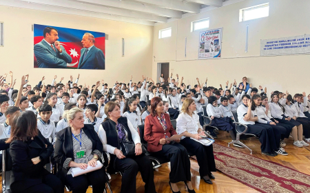 “Uşaqların internet təhlükəsizliyi” mövzusunda maarifləndirici tədbirlər keçirilib 