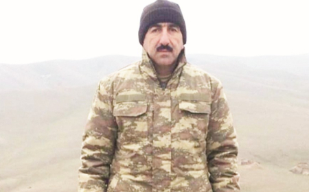 Şagirdləri ilə çiyin-çiyinə döyüşən müəllim 