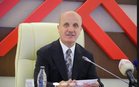 Türkiyəli tələbələr universiteti 3 ilə bitirə biləcəklər - Erol Özvar