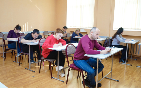 Xarici dil fənni üzrə fəlsəfə doktoru imtahanı keçirilib 