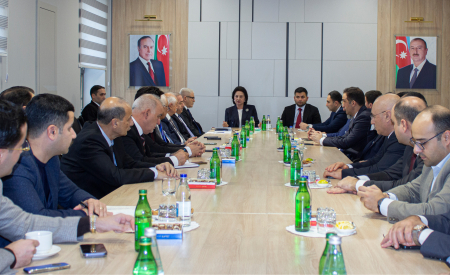 AzMİU-da Məzun Assosiasiyasının növbəti görüşü keçirilib 