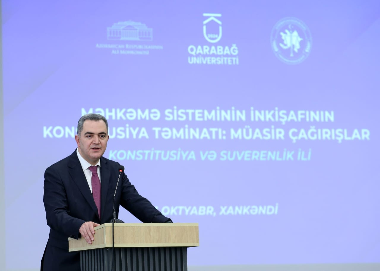 Qarabağ Universitetində məhkəmə sisteminin inkişafı mövzusunda konfrans keçirilib