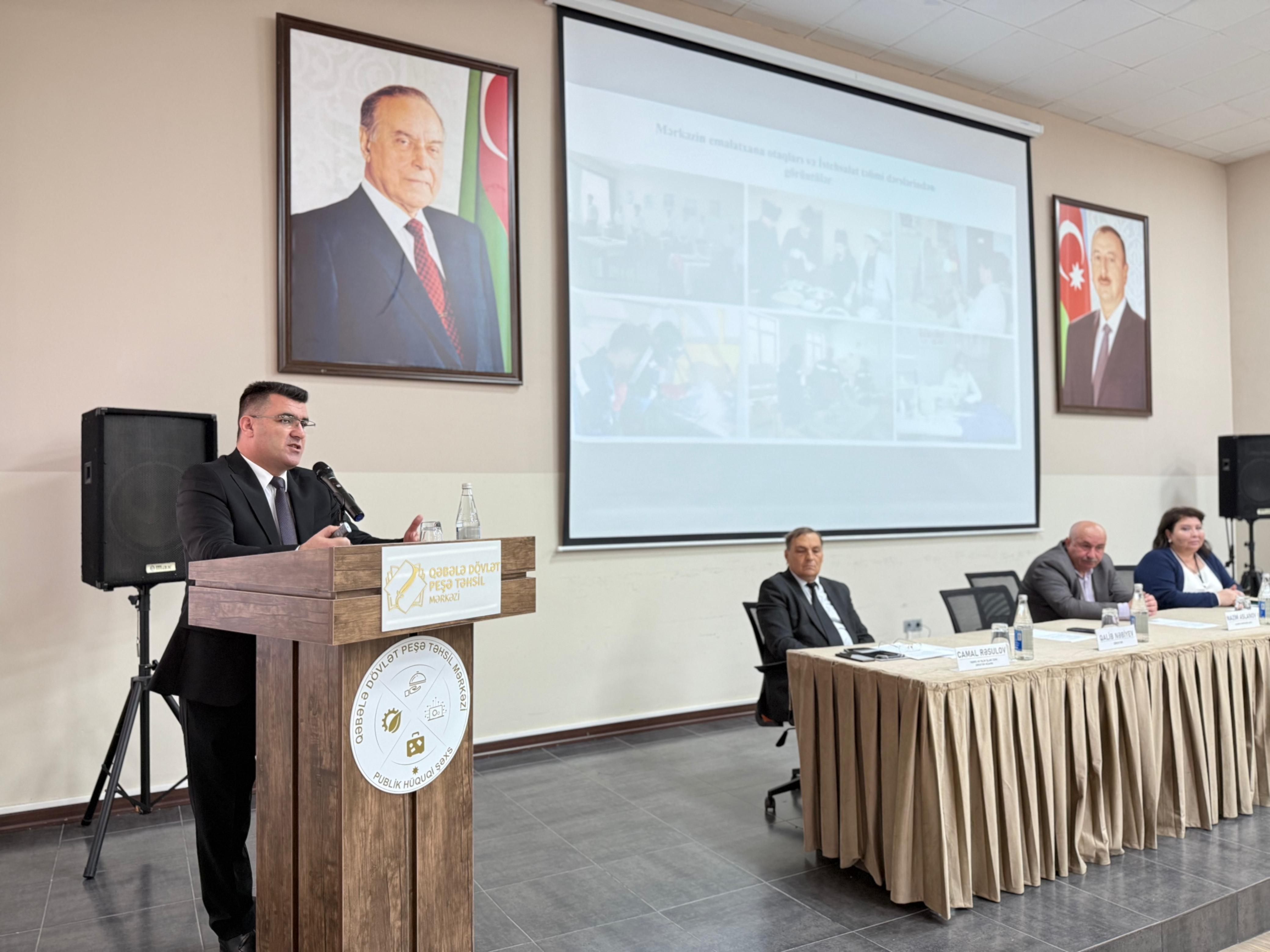 Övladlarının davranışına görə valideynlər təşəkkürnamə aldılar