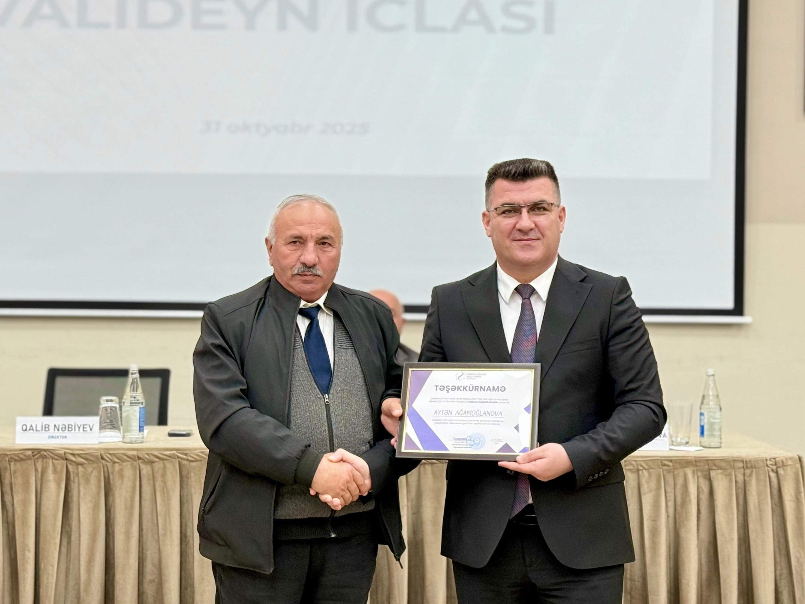 Övladlarının davranışına görə valideynlər təşəkkürnamə aldılar