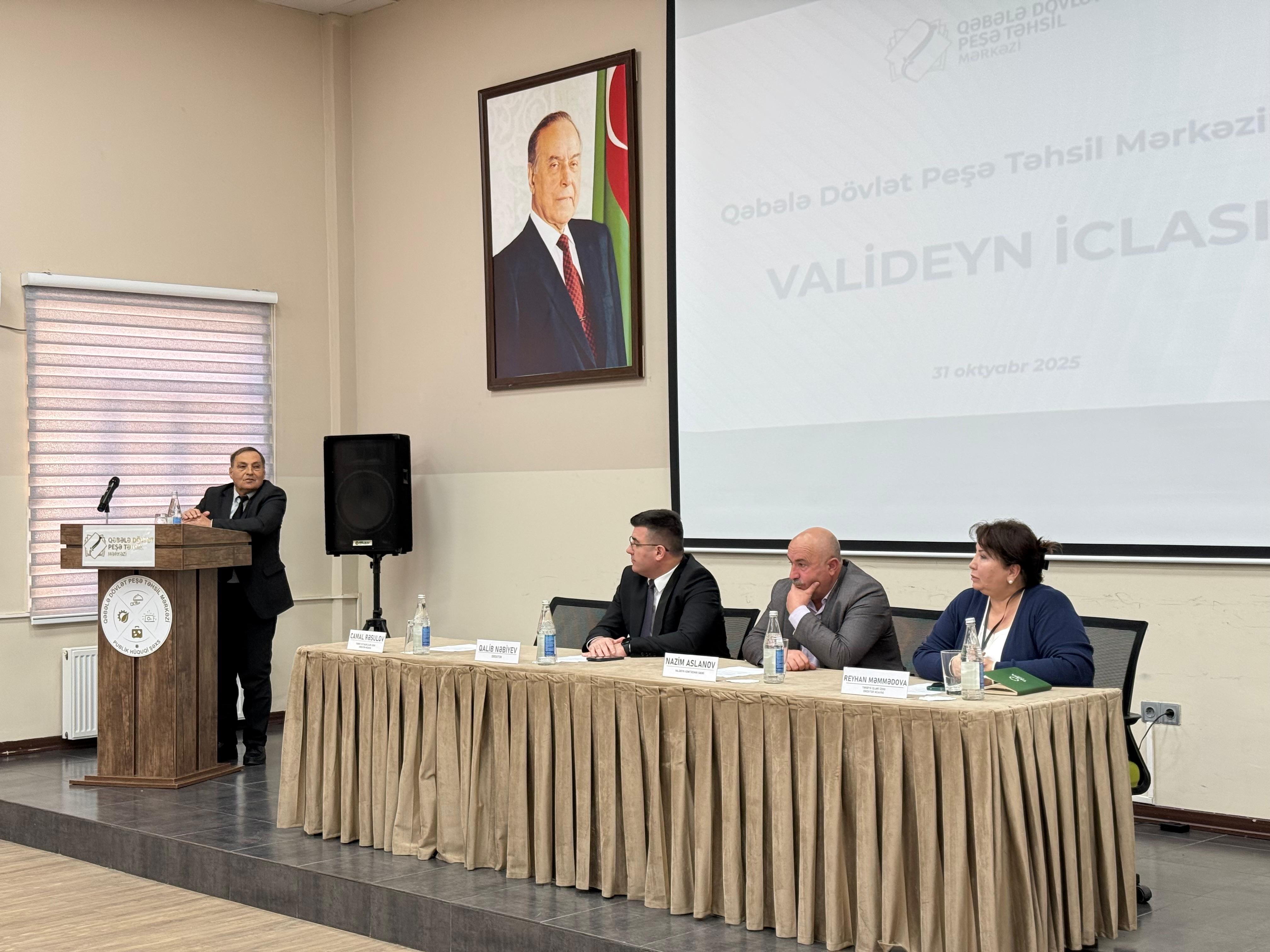 Övladlarının davranışına görə valideynlər təşəkkürnamə aldılar