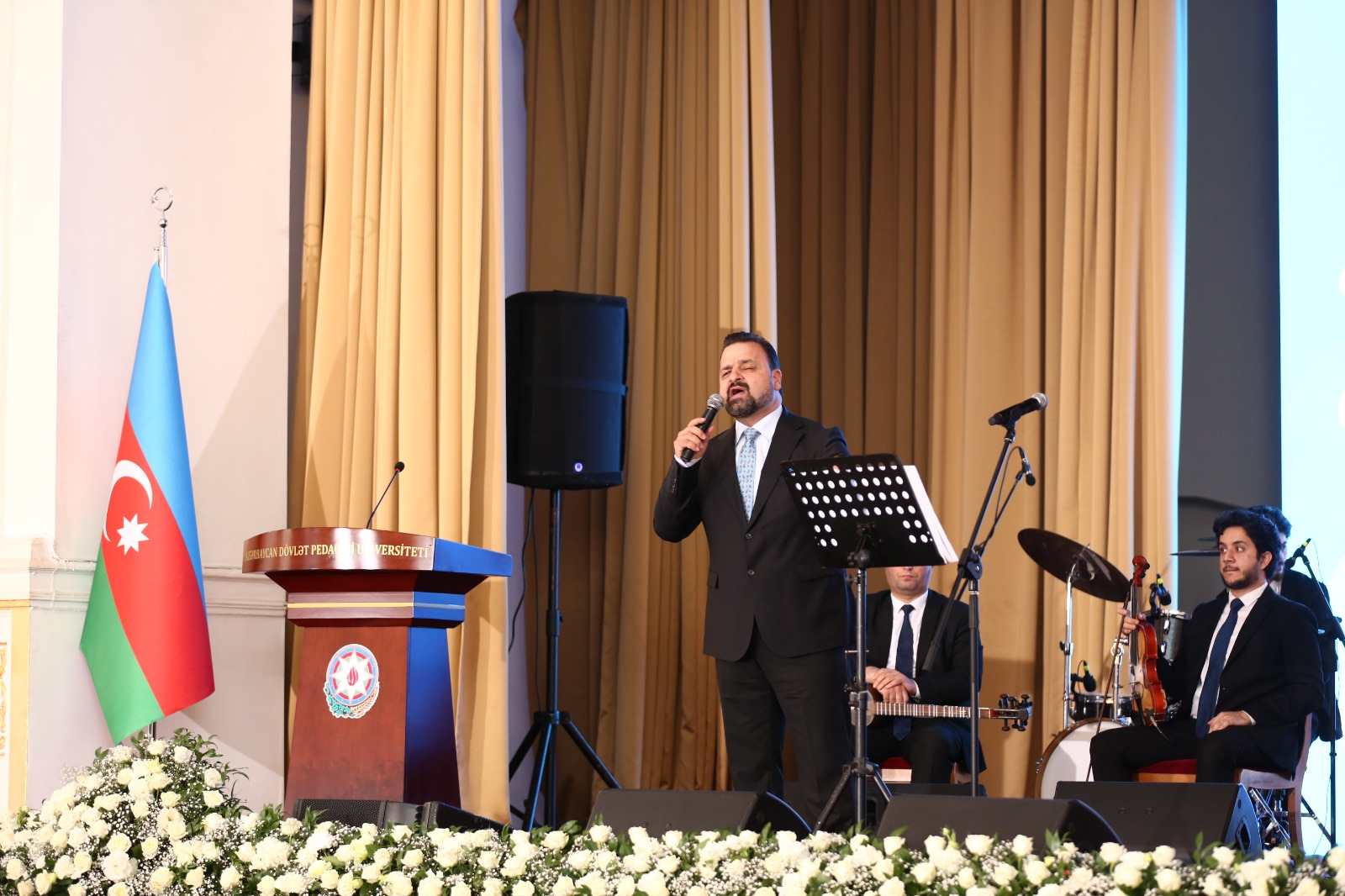 ADPU-da professor Mahirə Hüseynovanın 65 illik yubileyi keçirilib