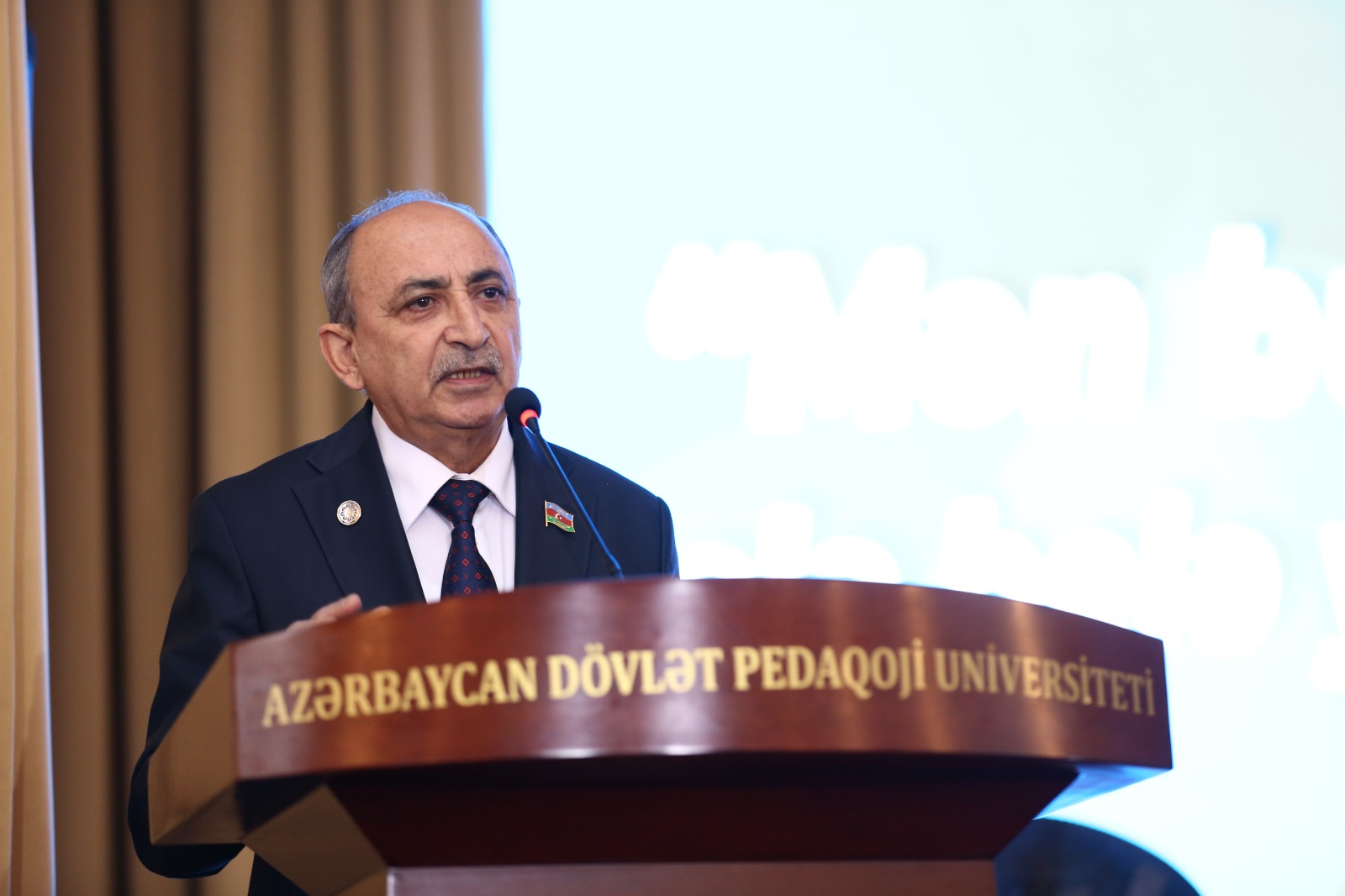 ADPU-da professor Mahirə Hüseynovanın 65 illik yubileyi keçirilib