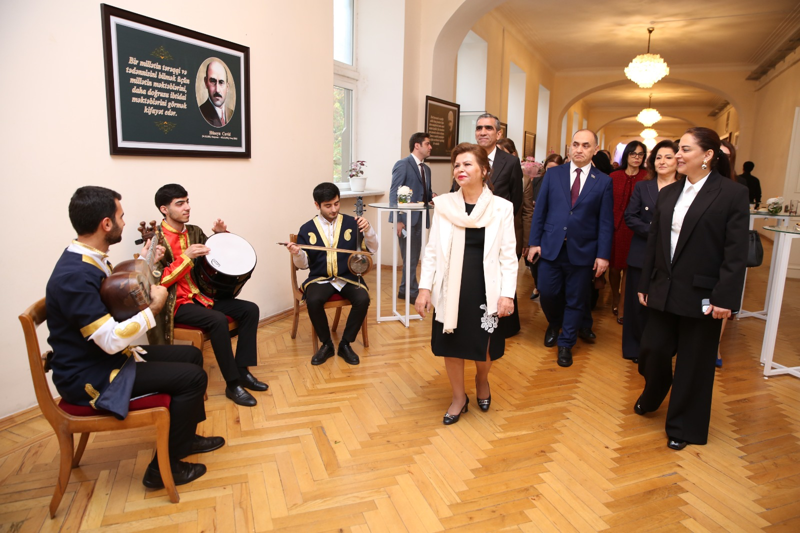 ADPU-da professor Mahirə Hüseynovanın 65 illik yubileyi keçirilib