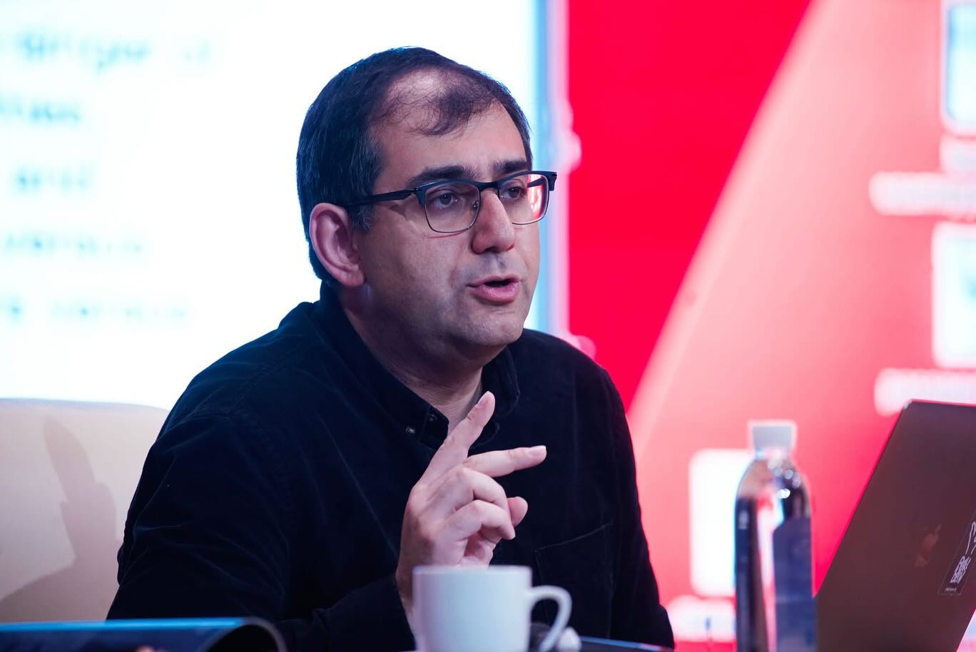 Qarabağ Universitetinin dekanı  Çində beynəlxalq musiqi festivalında çıxış edib