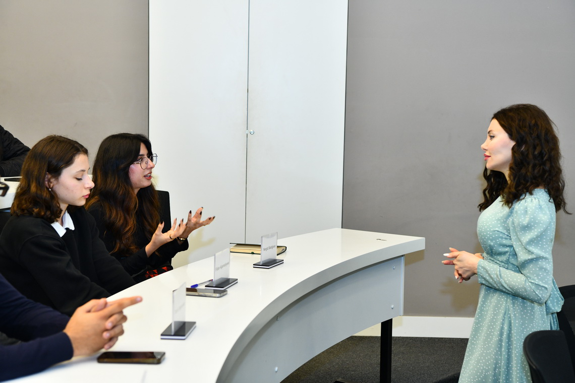 ADNSU-da “Natiqlik sənəti və kommunikasiya bacarıqları” layihəsinə start verilib