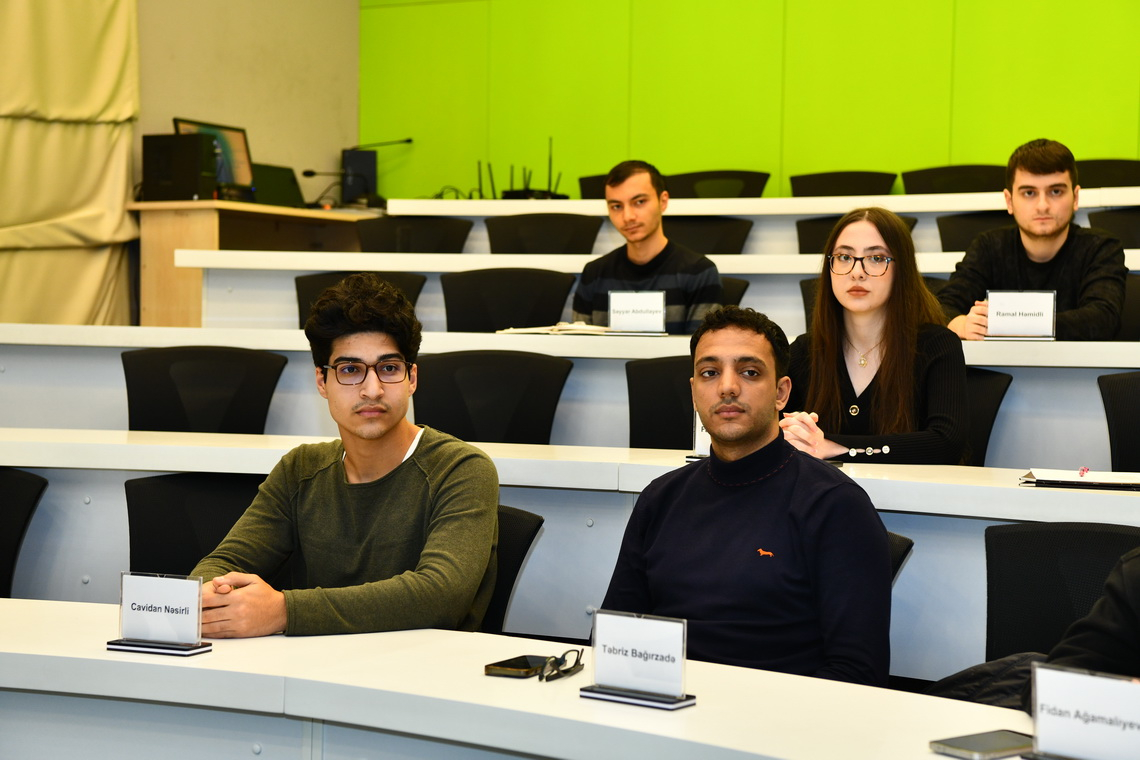 ADNSU-da “Natiqlik sənəti və kommunikasiya bacarıqları” layihəsinə start verilib