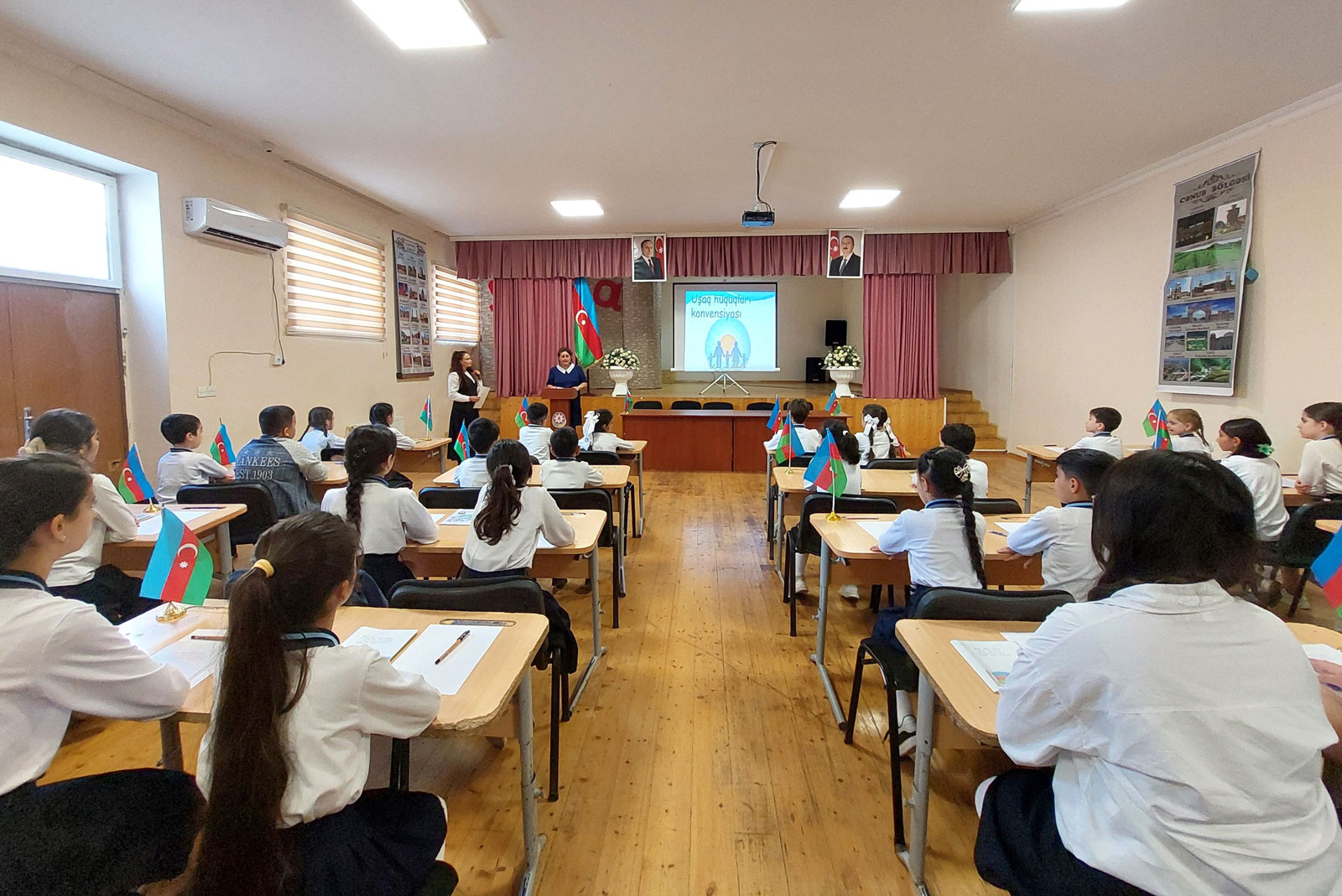 Paytaxt məktəblərində “Uşaq hüquqları aylığı” tədbirləri keçirilir