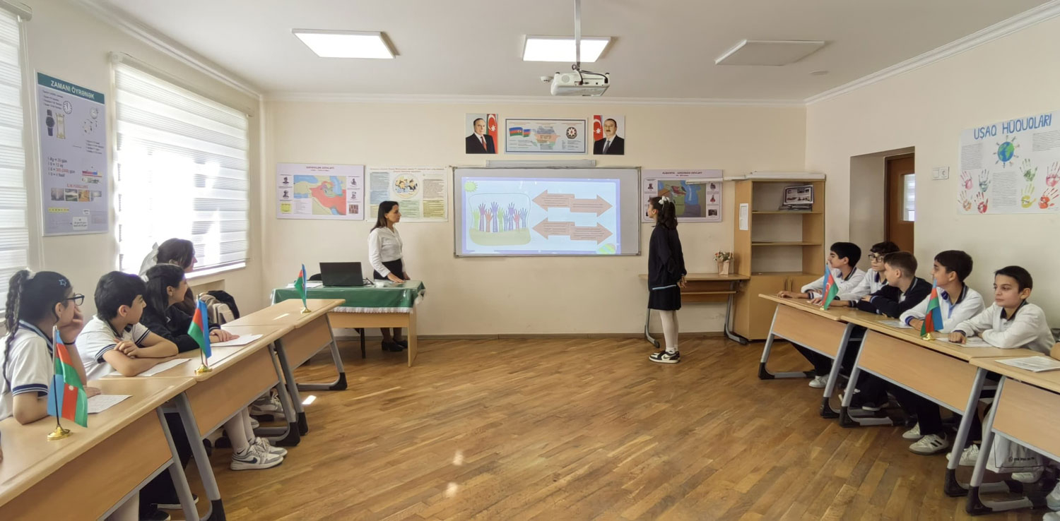 Paytaxt məktəblərində “Uşaq hüquqları aylığı” tədbirləri keçirilir