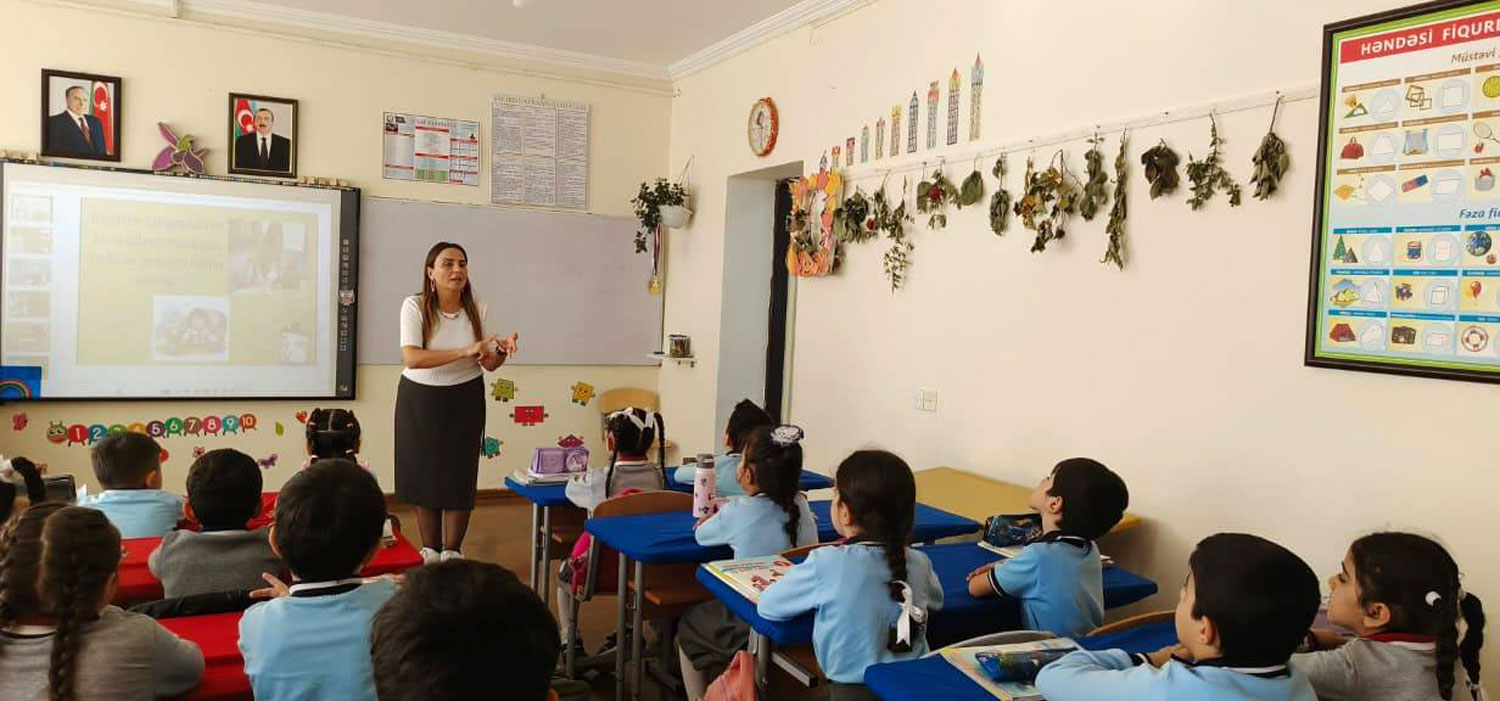 Paytaxt məktəblərində “Uşaq hüquqları aylığı” tədbirləri keçirilir