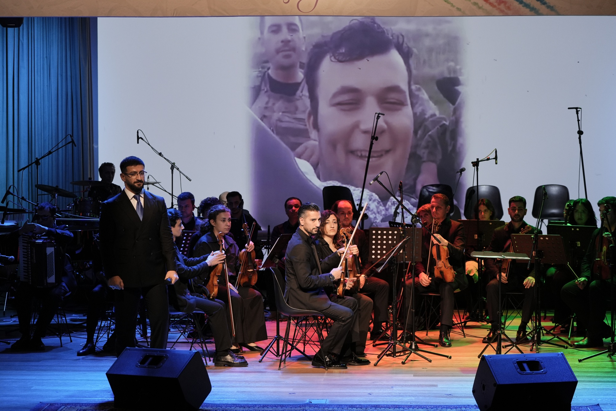 Nazir Zəfərin 5 illiyinə həsr olunmuş "Qələbənin işığında" adlı tədbirdə iştirak edib