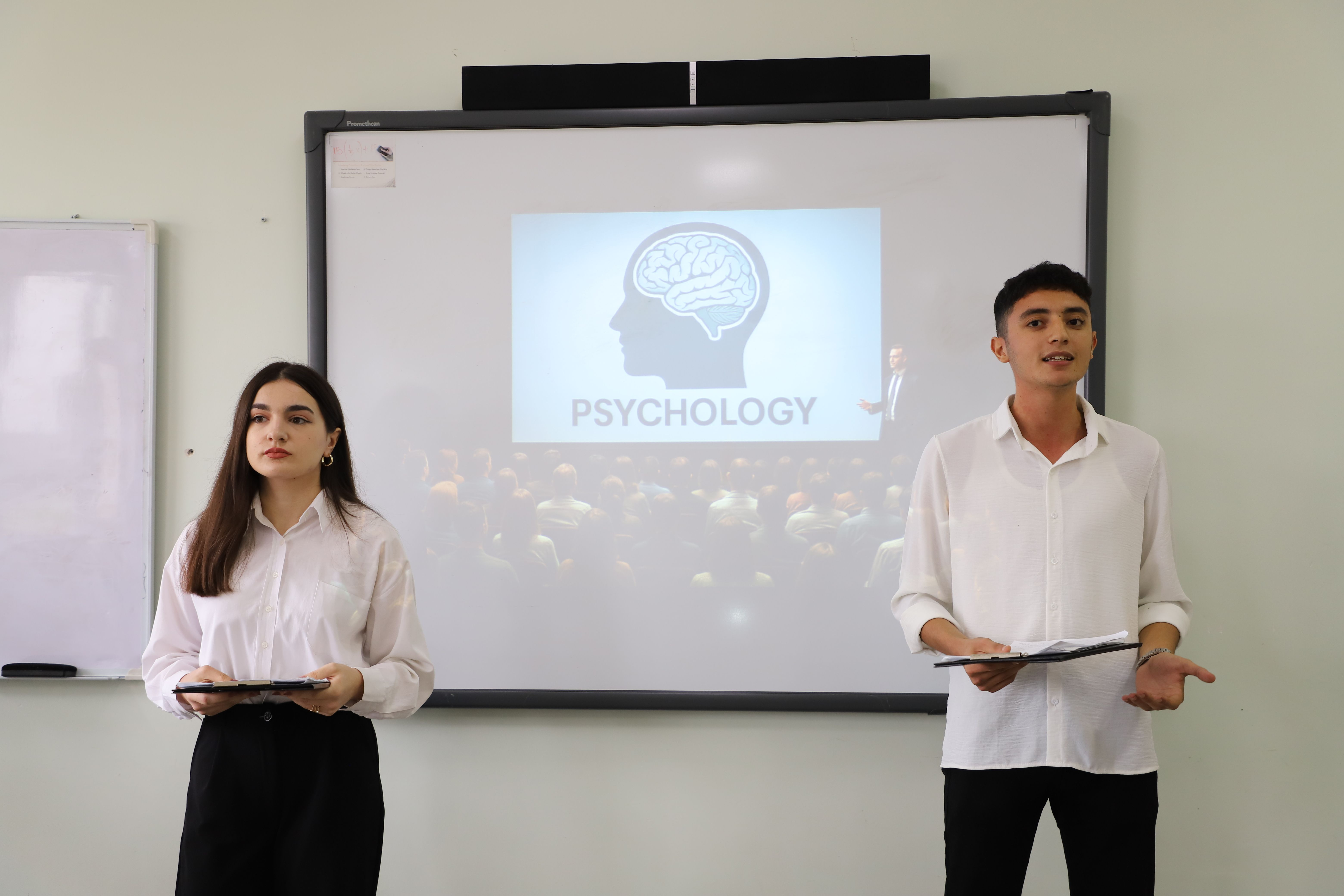 LDU-da psixoloji mövzuda maarifləndirici təlim keçirilib