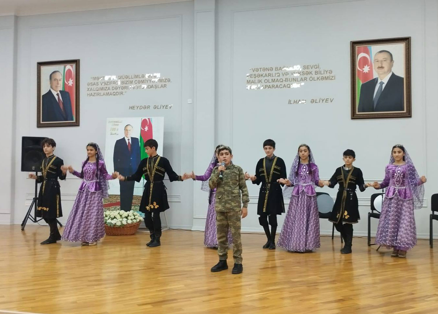 Təhsil müəssisələrində Zəfər Günü qeyd olunub