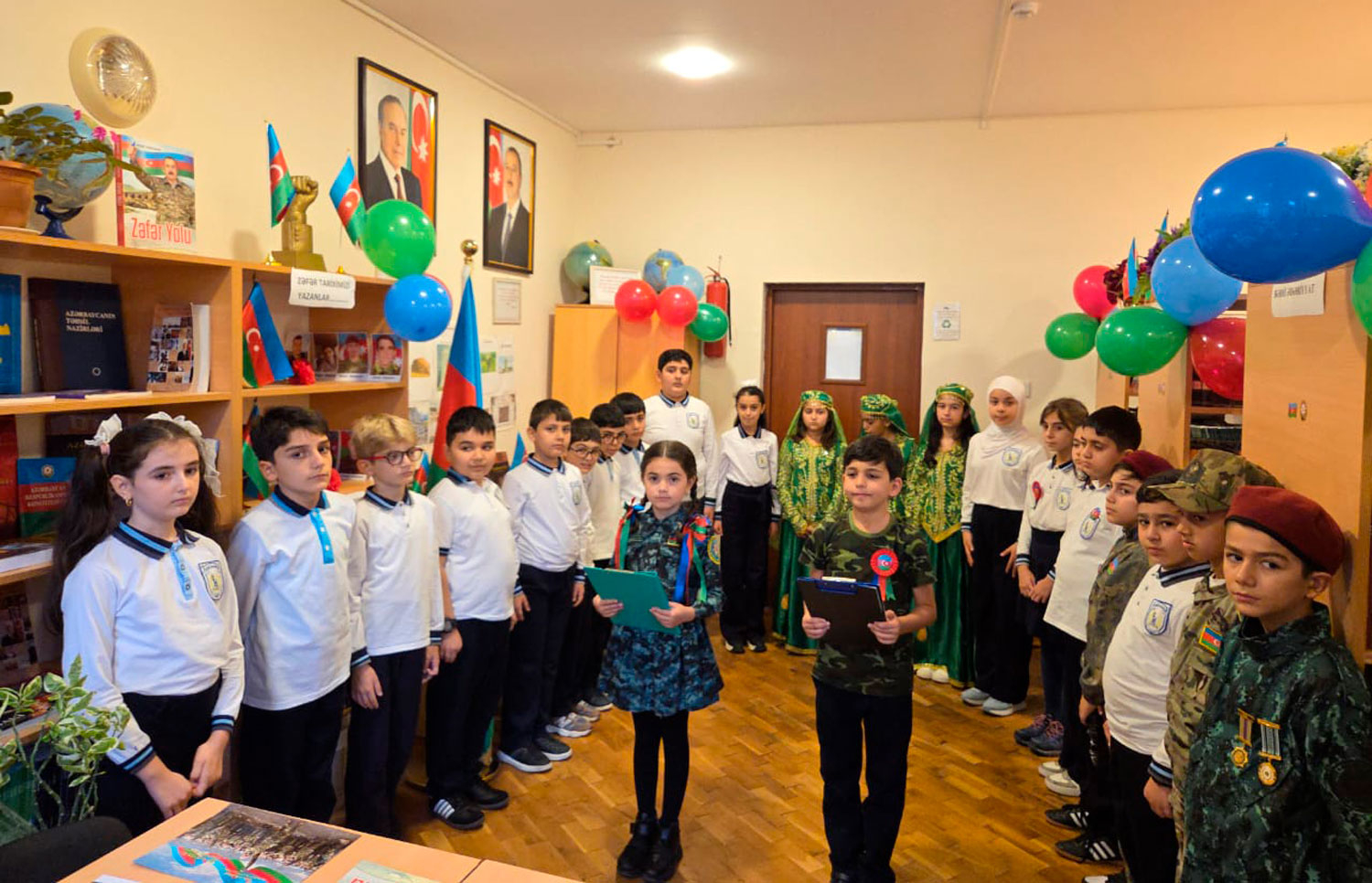 Təhsil müəssisələrində Zəfər Günü qeyd olunub