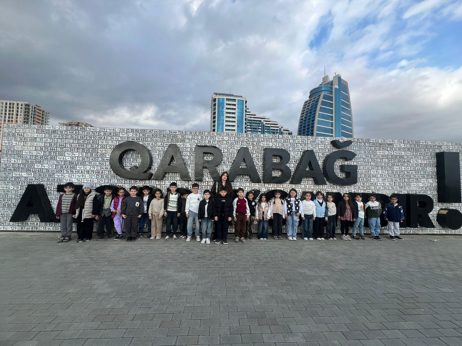 Təhsil müəssisələrində Zəfər Günü qeyd olunub