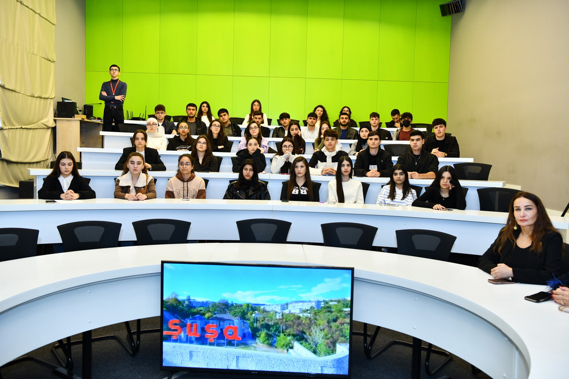 ADNSU-da Zəfər Gününə həsr olunmuş silsilə görüş və seminarlar keçirilib