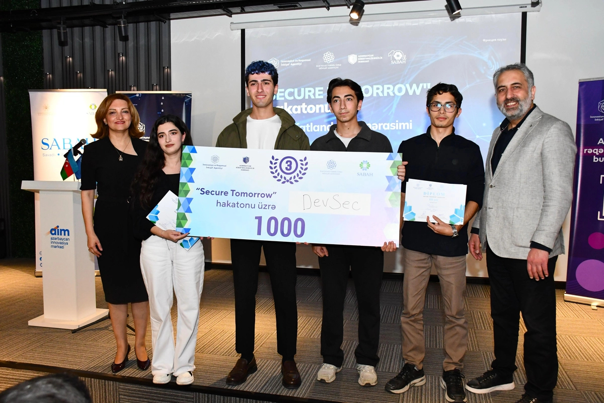 “Secure Tomorrow” hakatonunun bağlanış mərasimi keçirilib