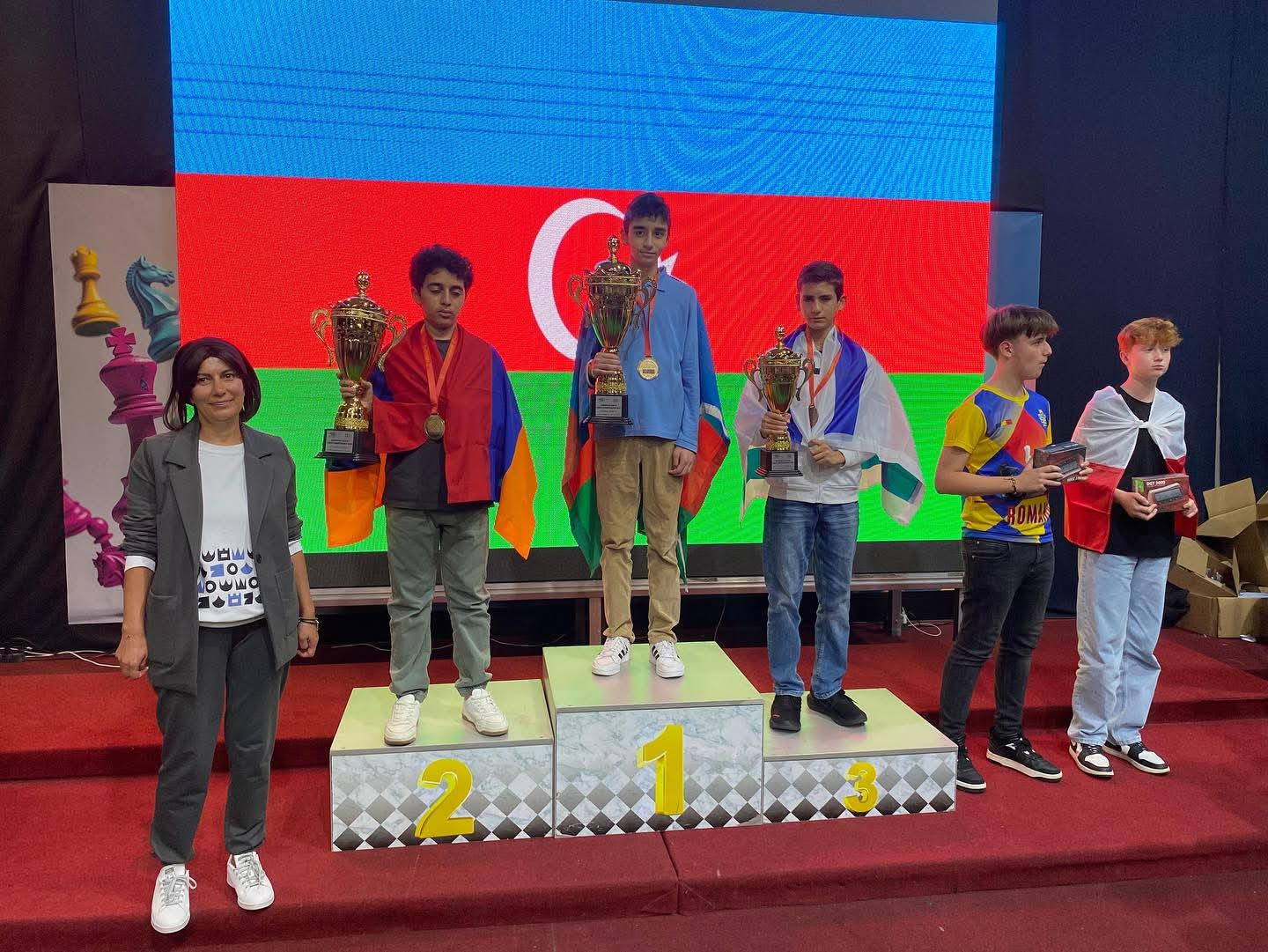 Yeniyetmələrimiz Avropa çempionatında 3 medal qazanıblar