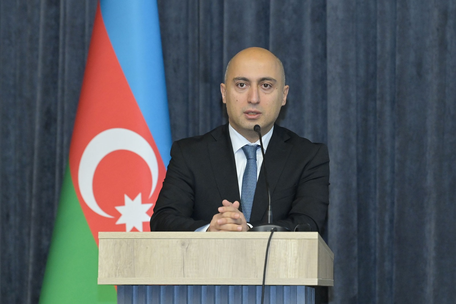 Nazir: Universitetlərin yükü azaldılacaq