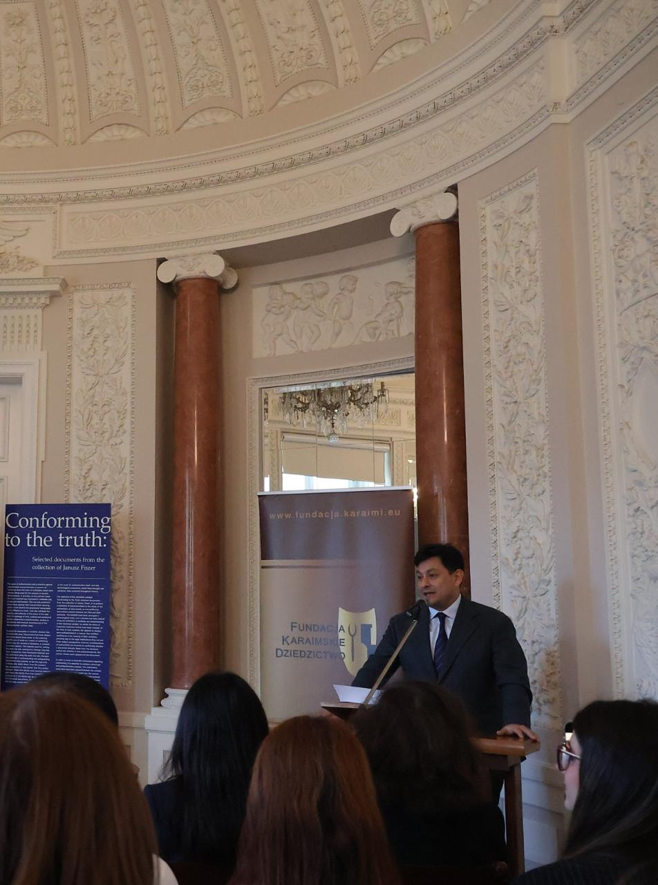 BSU-nun rektoru Varşava Universitetində çıxış edib