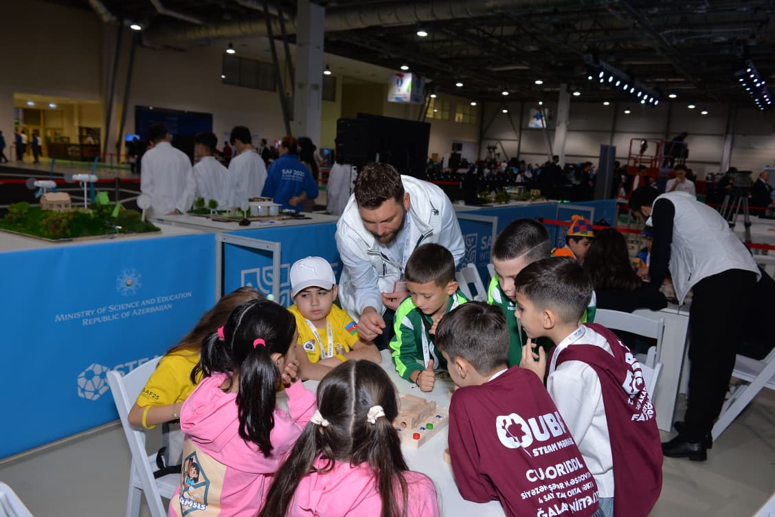 Təşkilatçılıq çox yüksək səviyyədədir