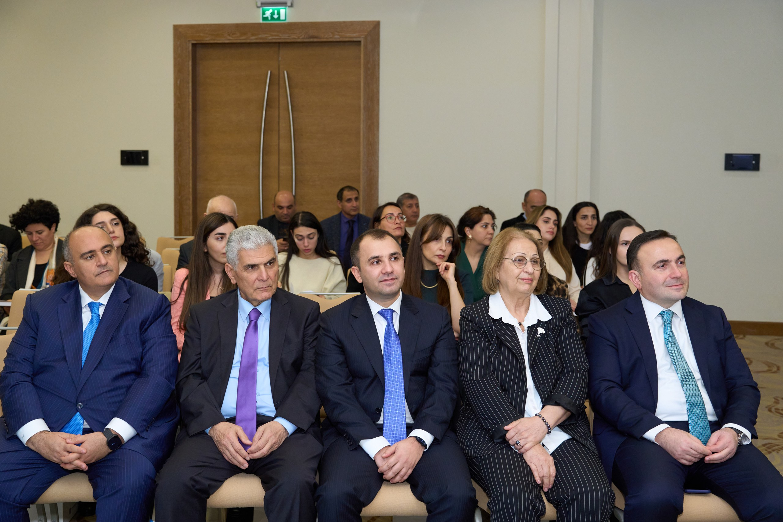 bp beynəlxalq elmi vəsaitin Azərbaycan dilinə tərcüməsini təqdim edib