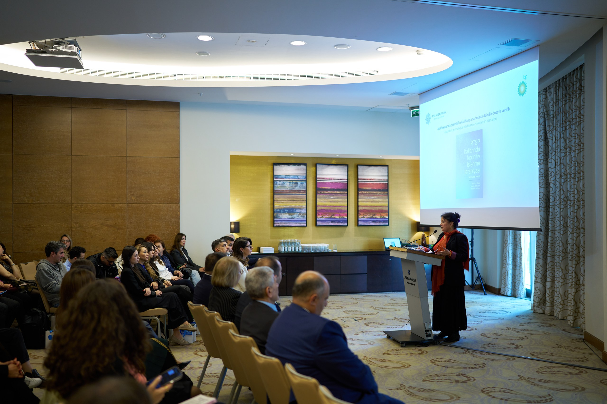 bp beynəlxalq elmi vəsaitin Azərbaycan dilinə tərcüməsini təqdim edib