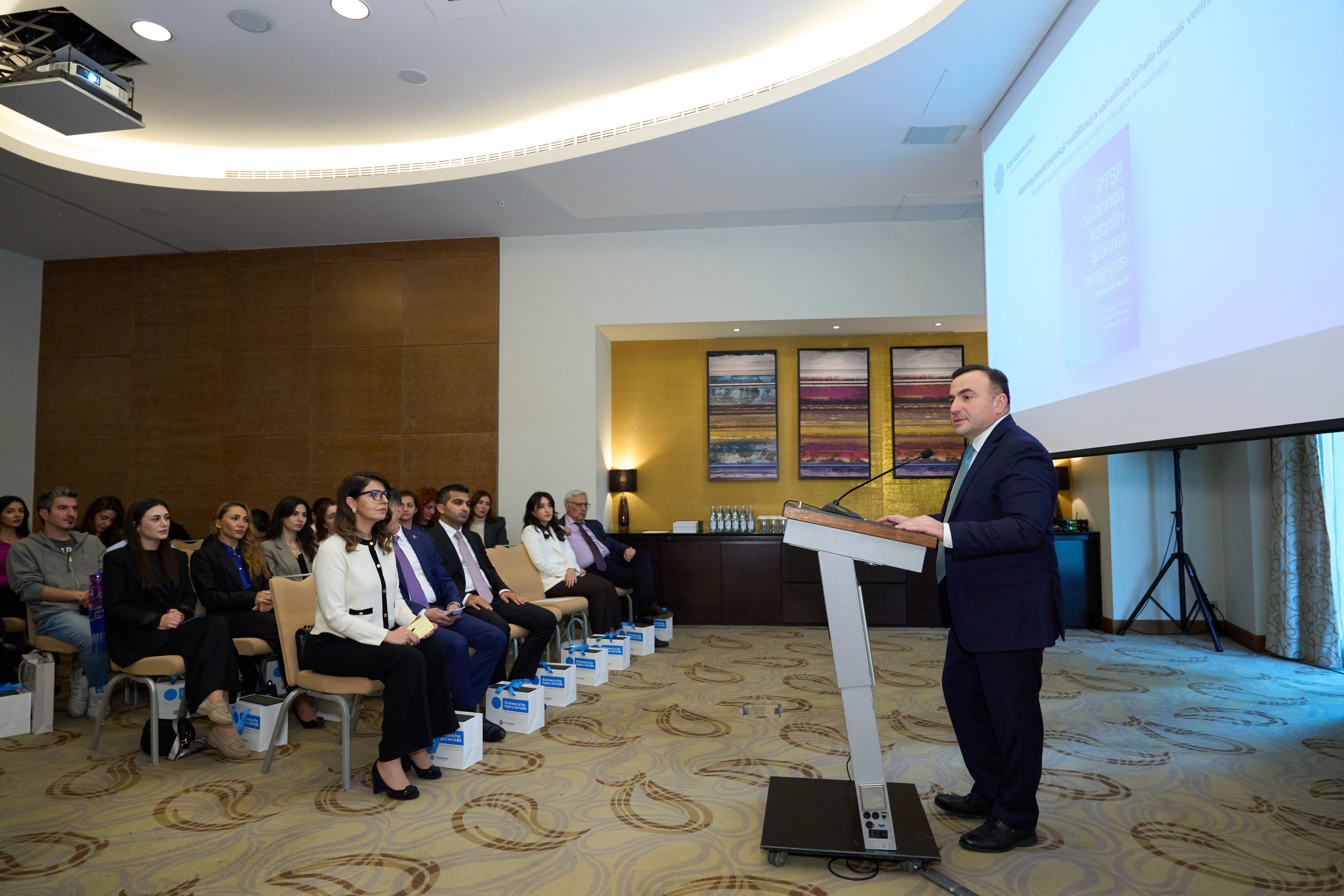 bp beynəlxalq elmi vəsaitin Azərbaycan dilinə tərcüməsini təqdim edib