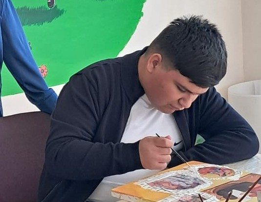 Fırçası ilə nağıllar yaradan