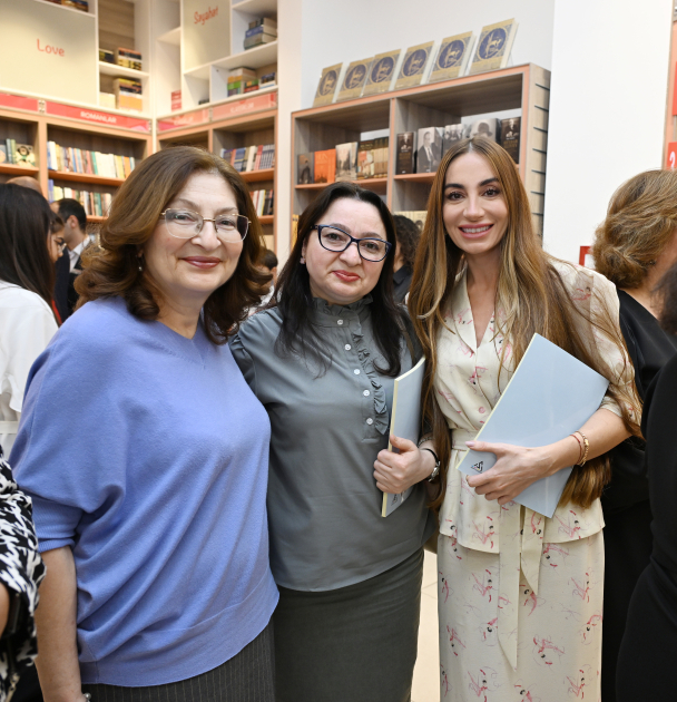 "Azərbaycan dilini öyrənirik" kitabının təqdimat mərasimi keçirilib