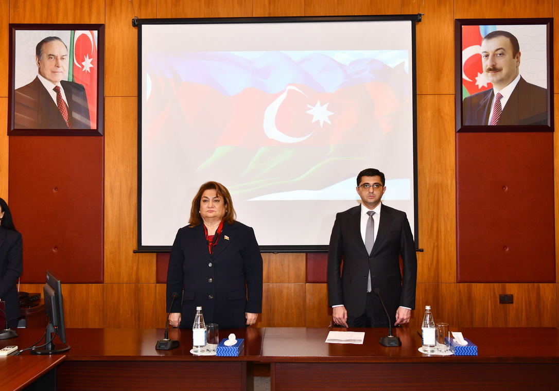 Heydər Əliyev Məktəbi ADNSU-da ictimai xadimləri bir araya gətirir