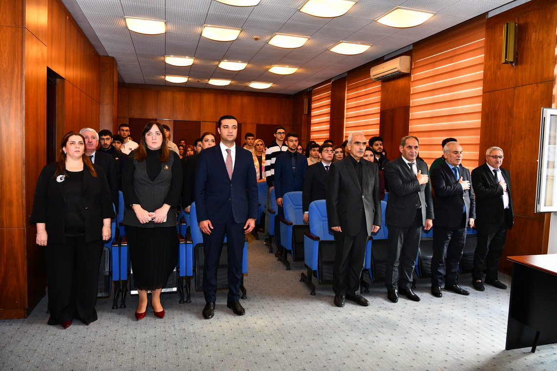 Heydər Əliyev Məktəbi ADNSU-da ictimai xadimləri bir araya gətirir