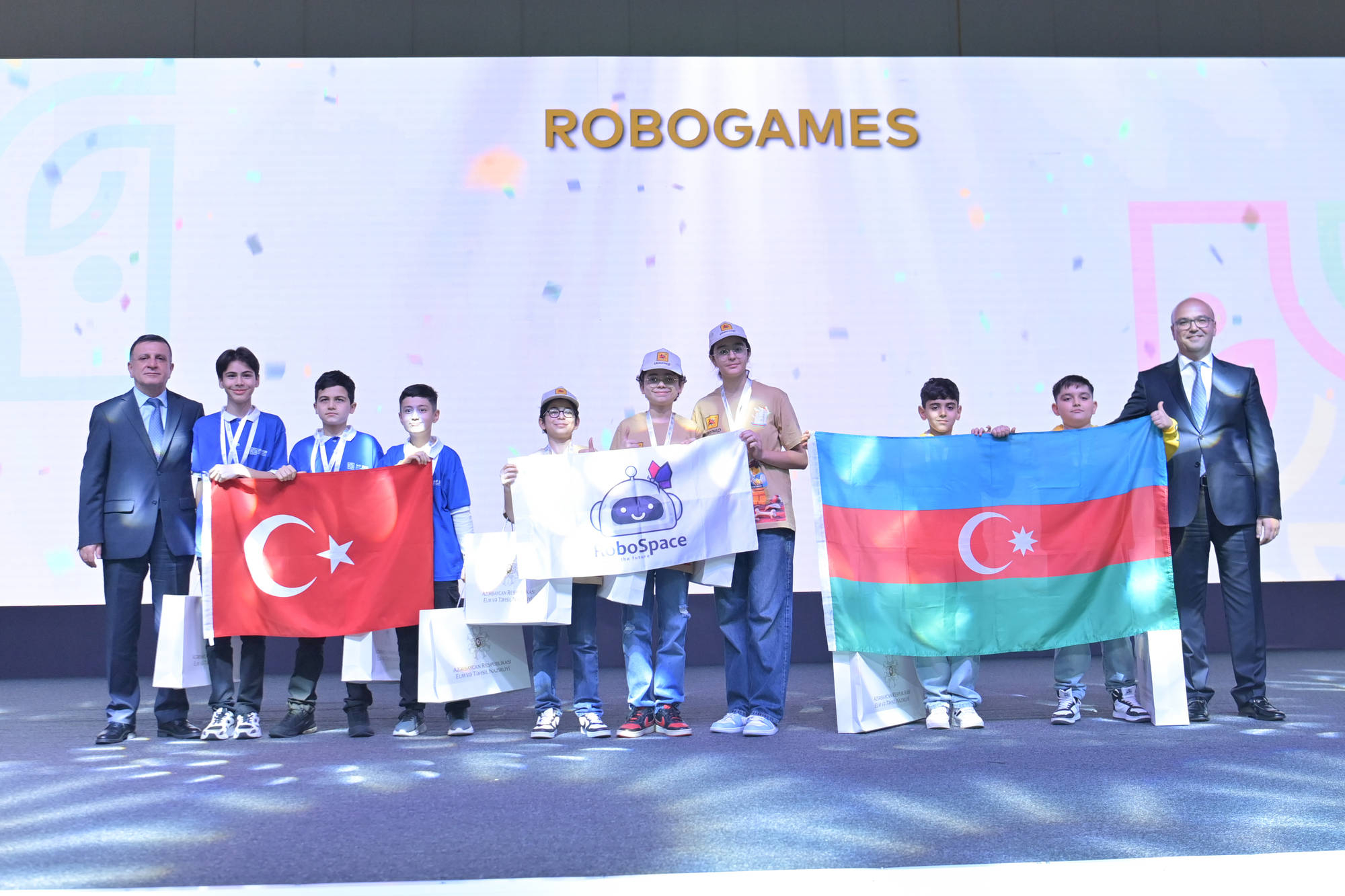 SAF 2025-in qalibləri mükafatlandırılıblar