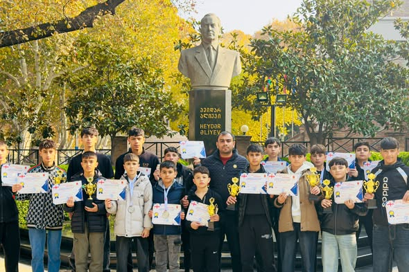 Naxçıvanın 9 kikbokçusu beynəlxalq turnirin birincisi olub