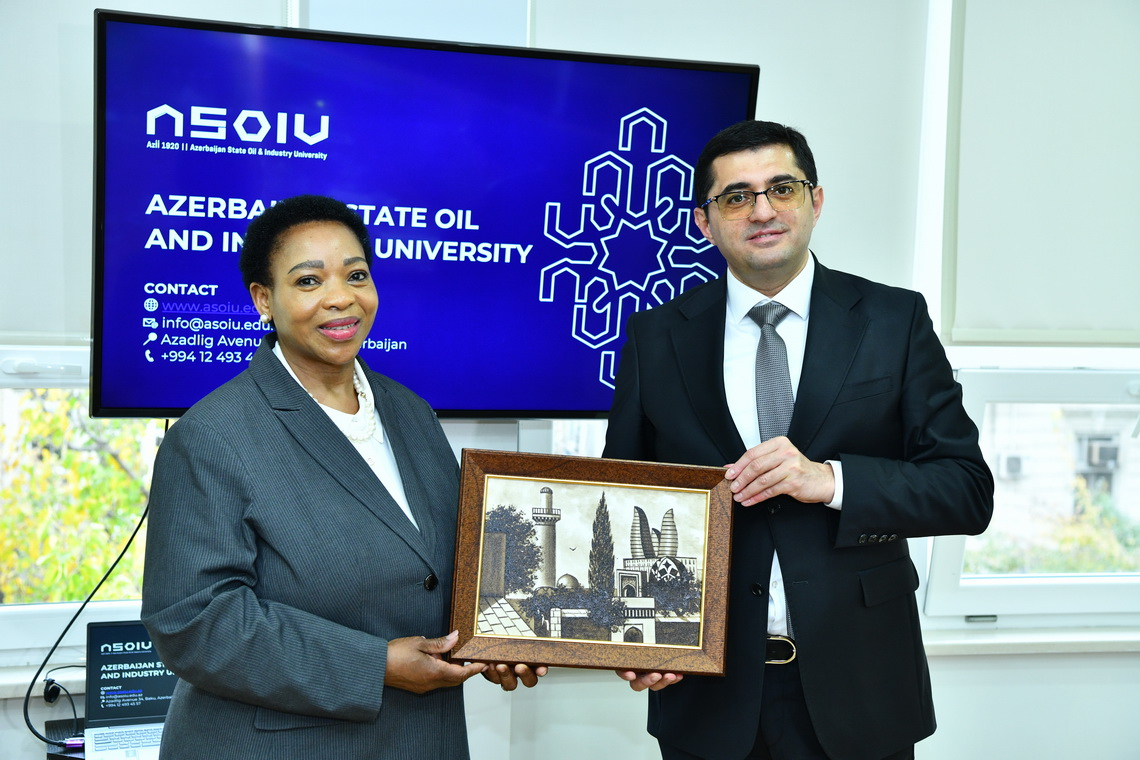 CAR-ın Ali Təhsil və Təlim Nazirliyinin nümayəndə heyəti ADNSU-da olub