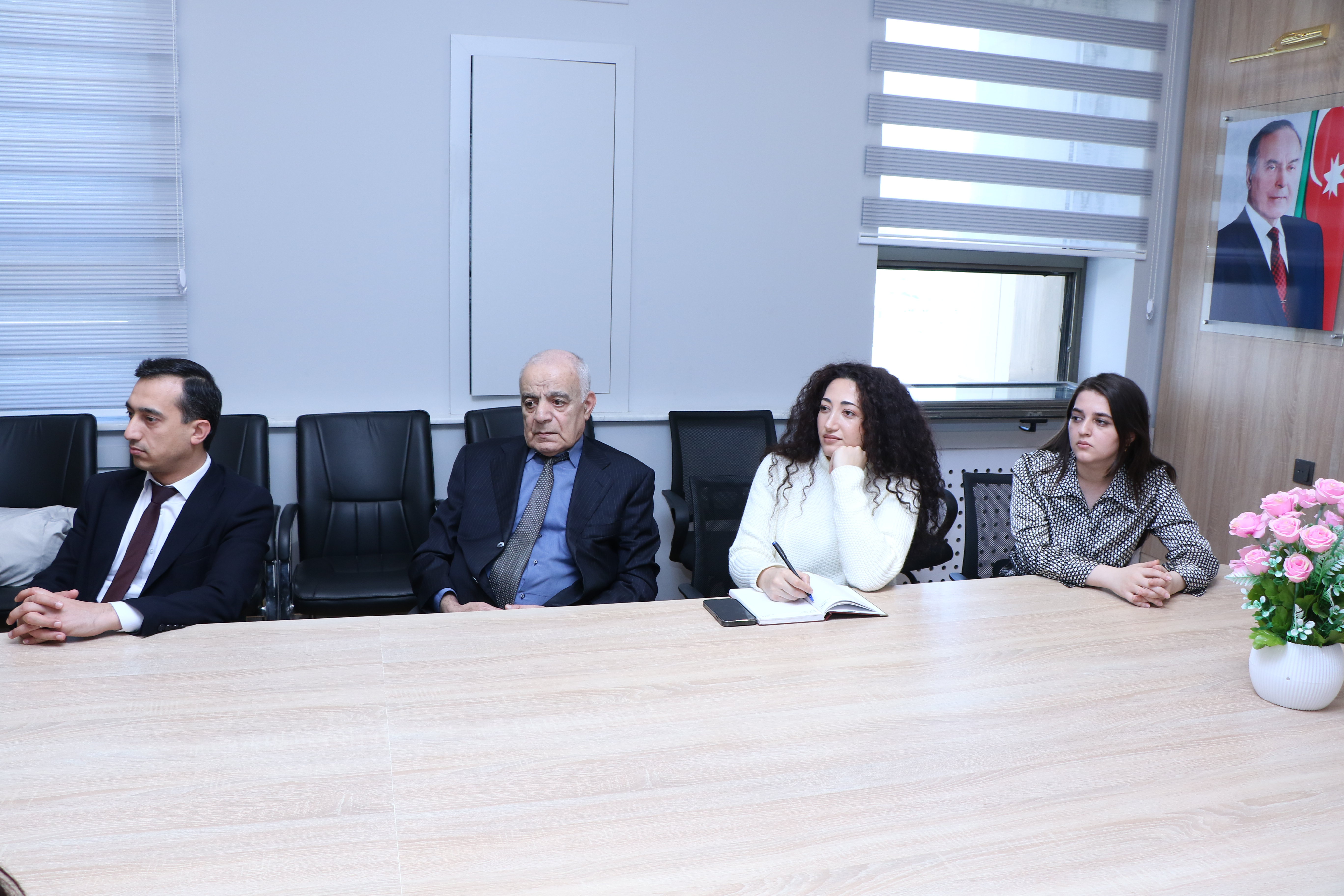 AzMİU-da investisiya-tikinti kompleksinin inkişafı mövzusunda seminar keçirilib