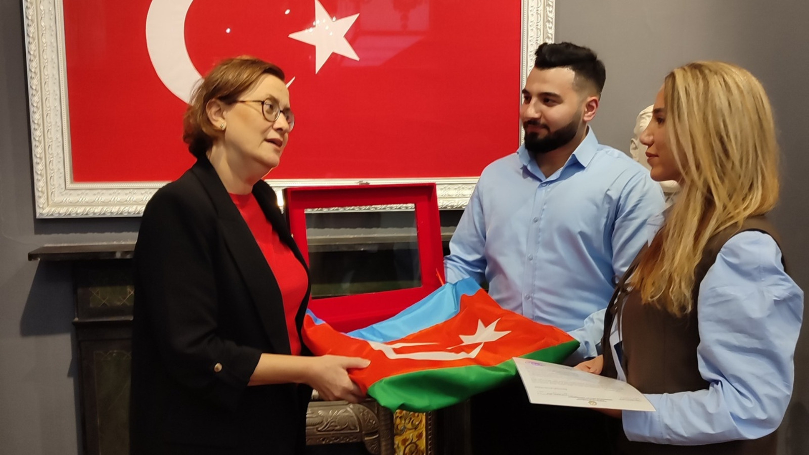 MDU-nun şəhid məzununun bayrağı Türkiyədə Bayraq muzeyinə verilib