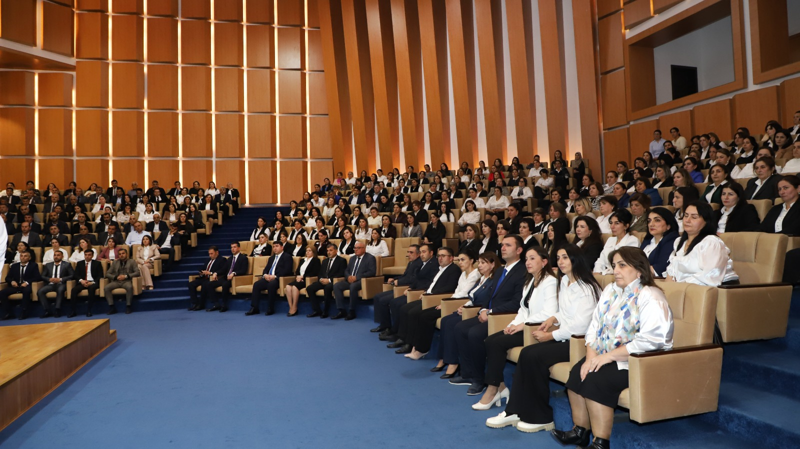 ETİHİ Respublika Komitəsi Şəkidə 300-ə yaxın ilk təşkilat sədrini bir araya gətirib