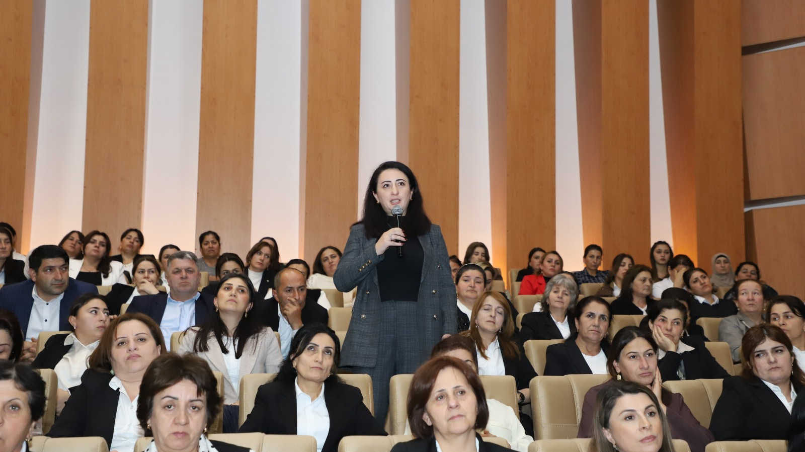 ETİHİ Respublika Komitəsi Şəkidə 300-ə yaxın ilk təşkilat sədrini bir araya gətirib