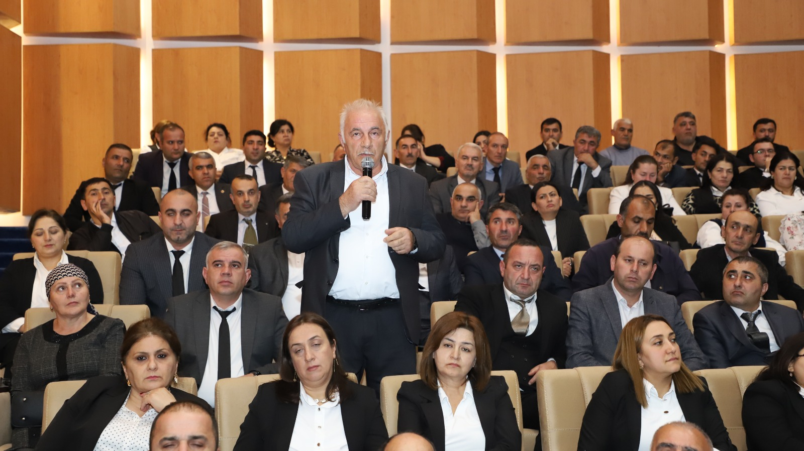 ETİHİ Respublika Komitəsi Şəkidə 300-ə yaxın ilk təşkilat sədrini bir araya gətirib