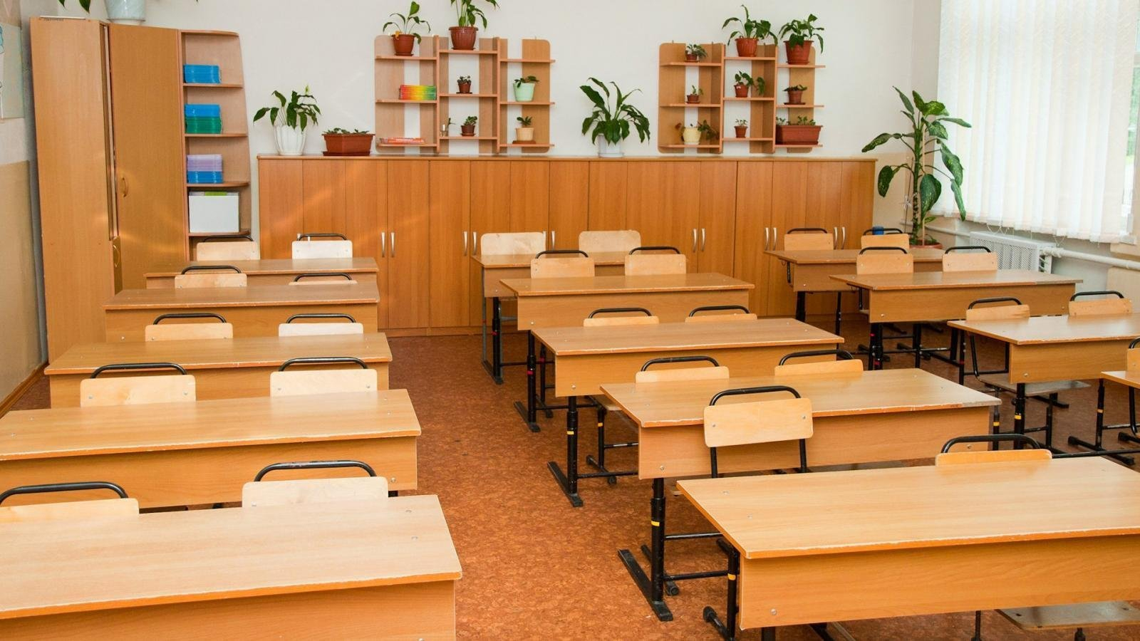 Tam ştatlı müəllim modeli ilk olaraq bu məktəblərdə tətbiq olunacaq