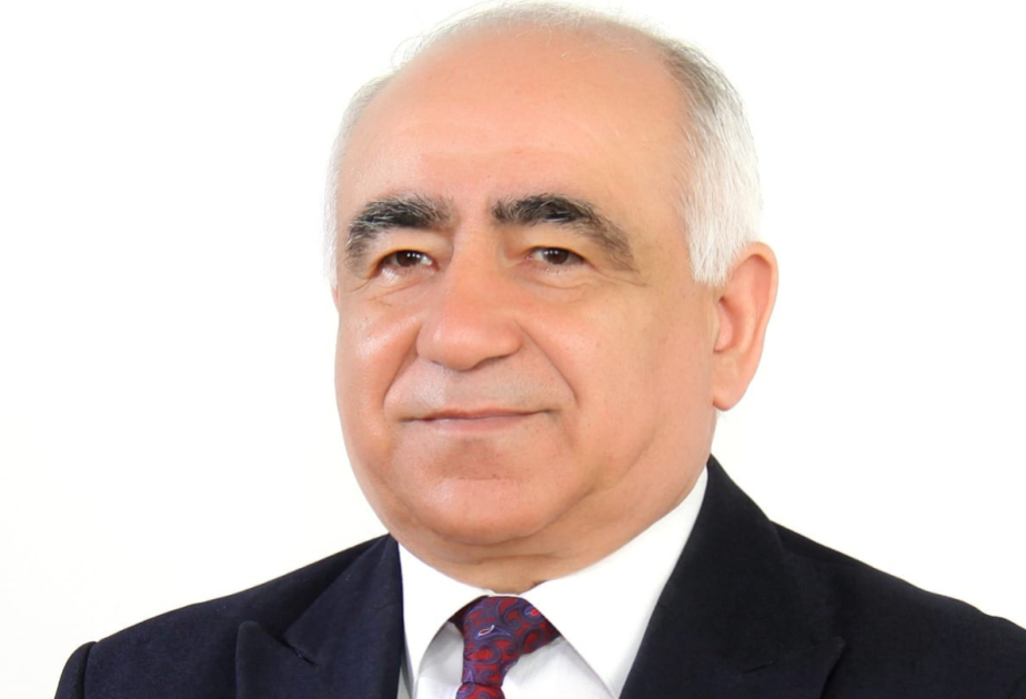 Fərrux Rüstəmov: Azərbaycanın təhsil sistemində keyfiyyətin əsas təminat mexanizmi müəllimin peşəkarlığıdır