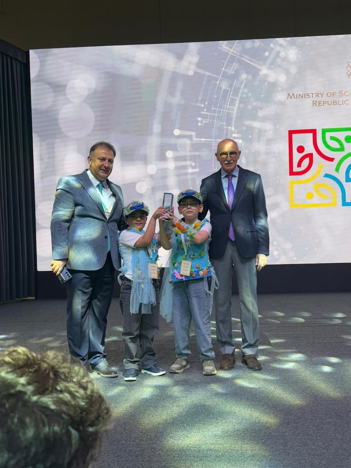 5 illik yubileyə 5 qızıl medal – Abşeron-Xızı regionunun şagirdlərindən uğurlu nəticə