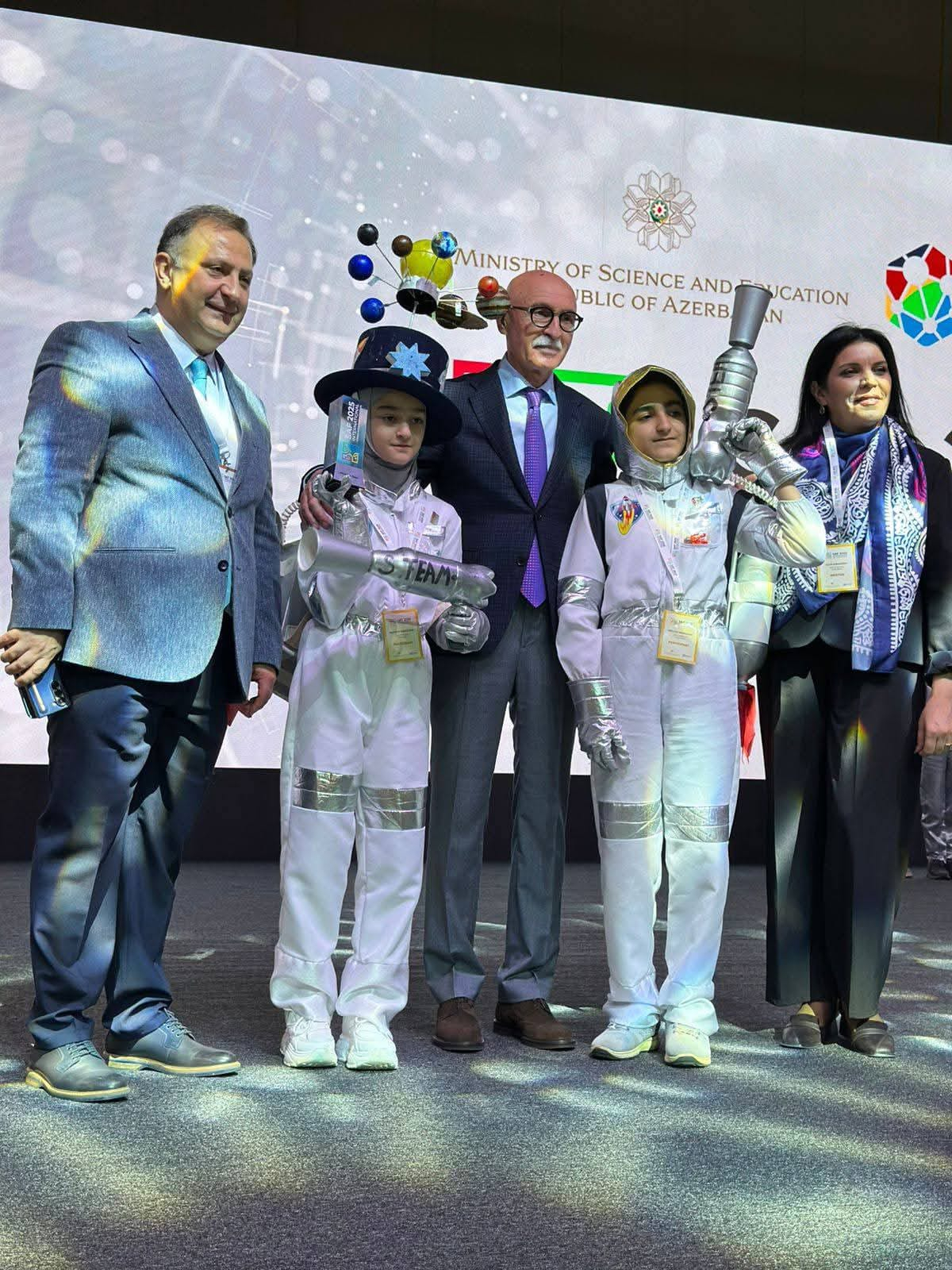 5 illik yubileyə 5 qızıl medal – Abşeron-Xızı regionunun şagirdlərindən uğurlu nəticə