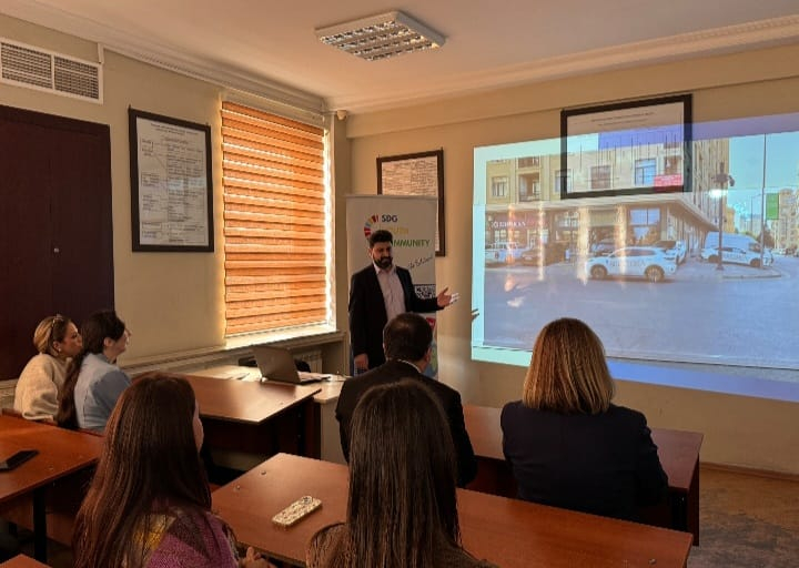 AzMİU-da "Dayanıqlı şəhərin mobilliyinin ekologiyaya təsiri” mövzusu müzakirə edilib