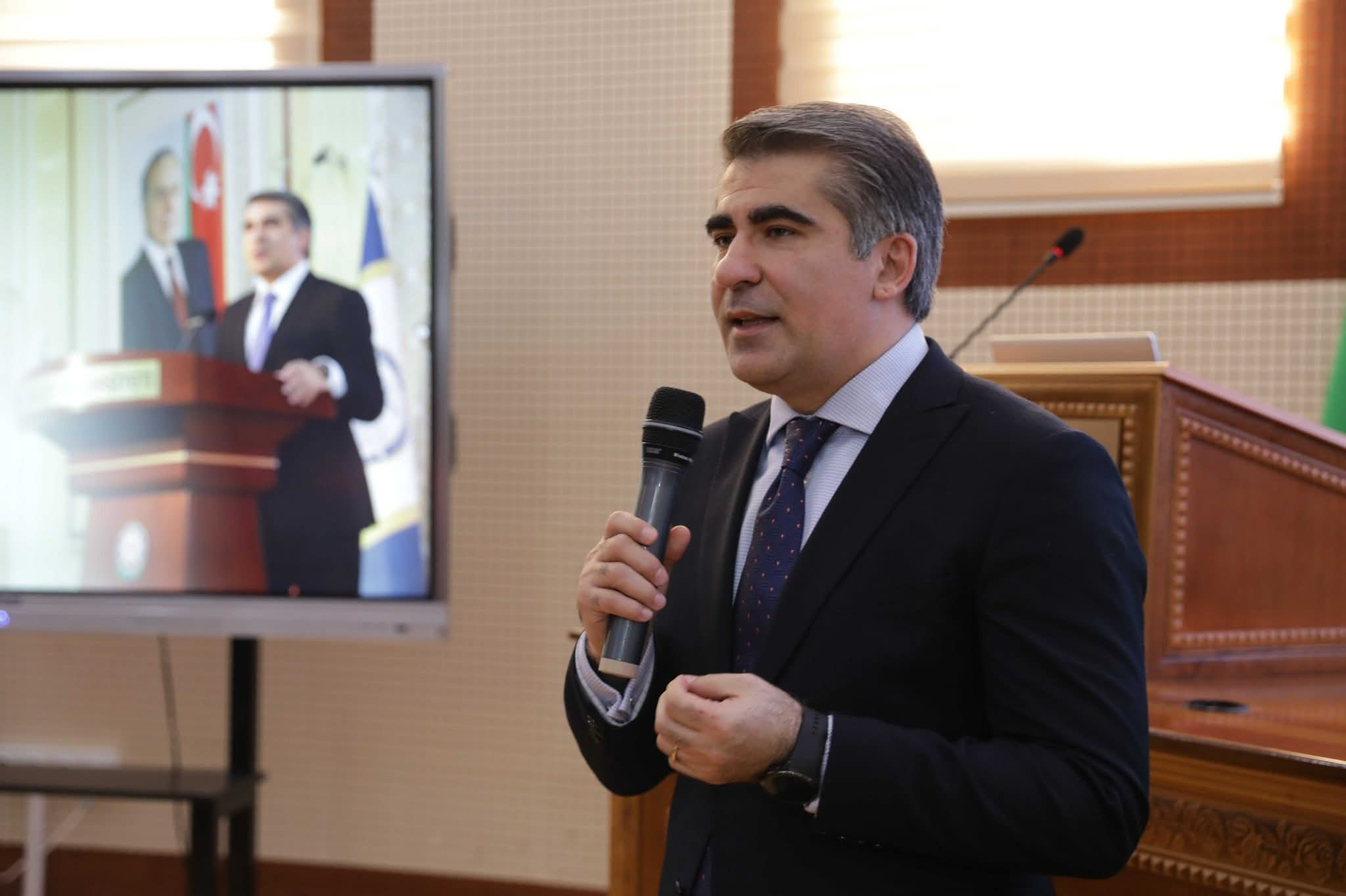 Elm və təhsil nazirinin müşaviri Nicat Məmmədli BDU-da “Məzun seminarı” keçirib